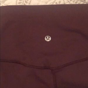 Lulu Align Size 8- Plum